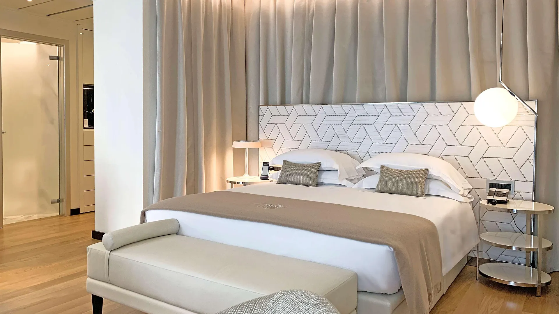 **** Otel Rosa Grand Milano - Starhotels Collezione İtalya