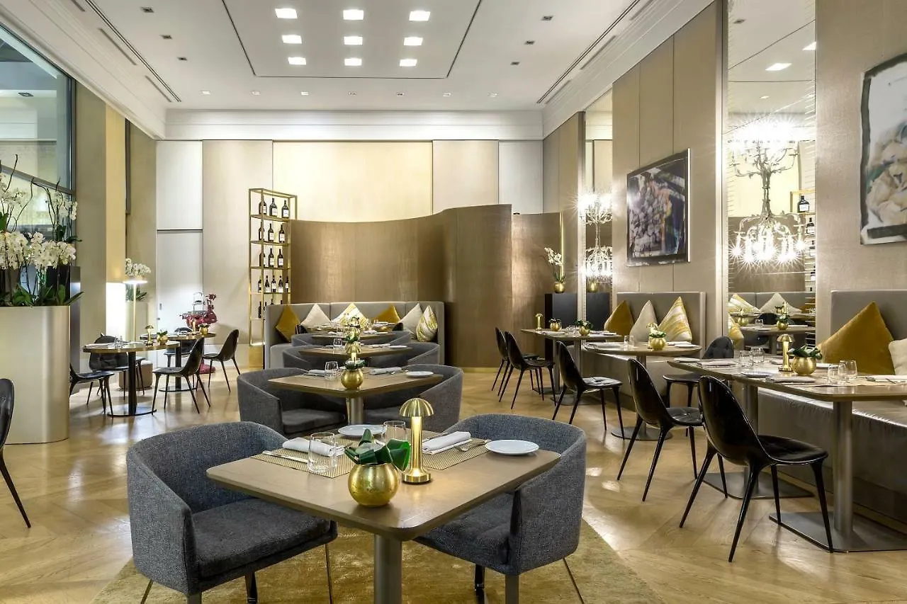 Rosa Grand Milano - Starhotels Collezione 4*,